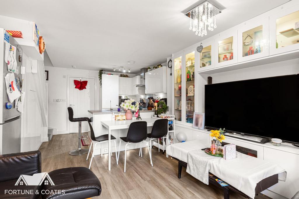 Plumtree Drive 10.jpg