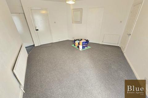undefined, Newlands Close, Southall, UB2