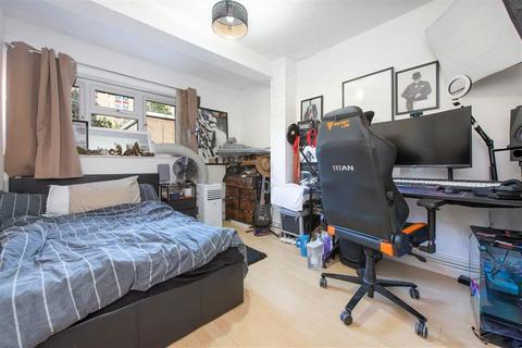 undefined, New North Road, London N1