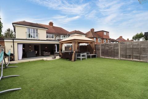 23 Hambro Avenue, Bromley, BR2 7LS