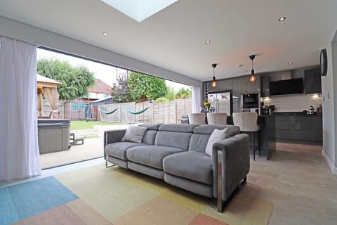 23 Hambro Avenue, Bromley, BR2 7LS