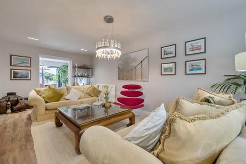 4 bedroom detached house for sale, Pennington Close, Colden Common, Winchester, Hampshire, SO21