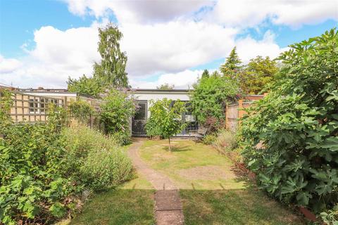 3 bedroom end of terrace house for sale, Brampton Road, Cambridge CB1