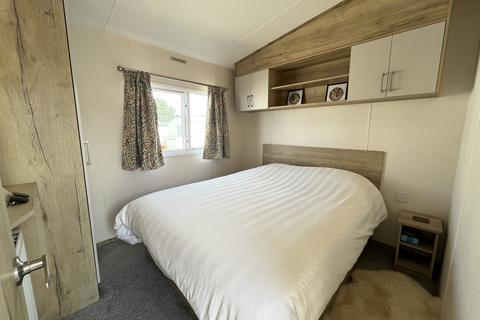 2 bedroom static caravan for sale, Suffolk Sands, Felixstowe IP11
