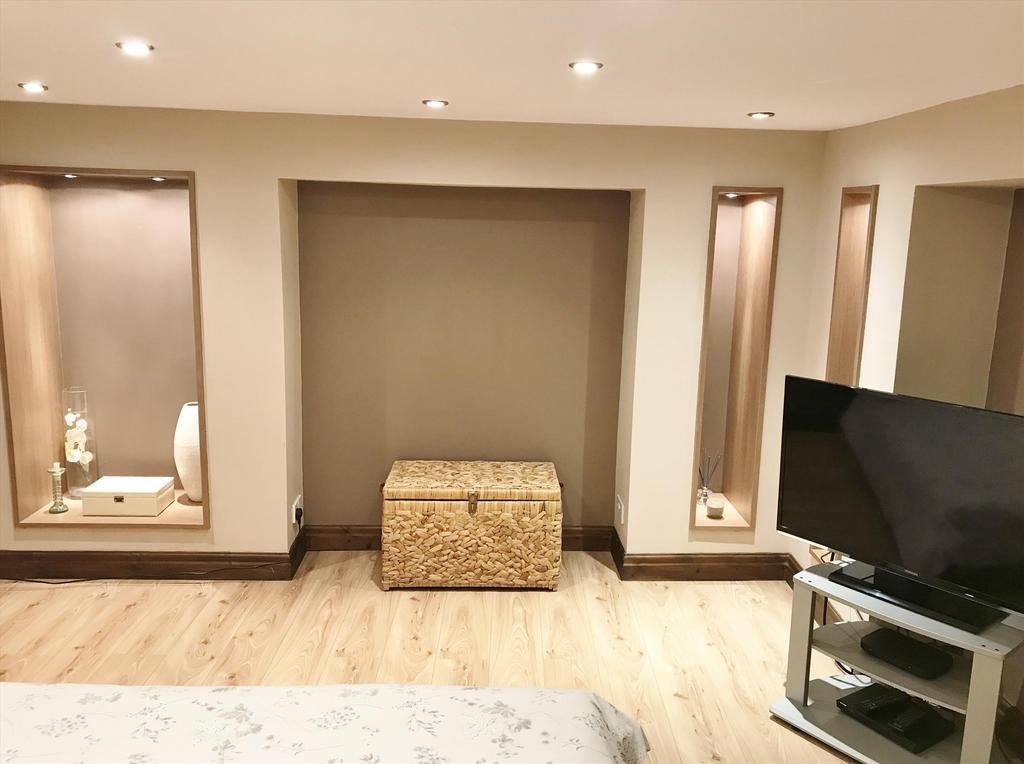 Basment Master Suite
