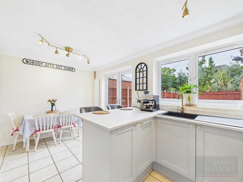 Dining Kitchen