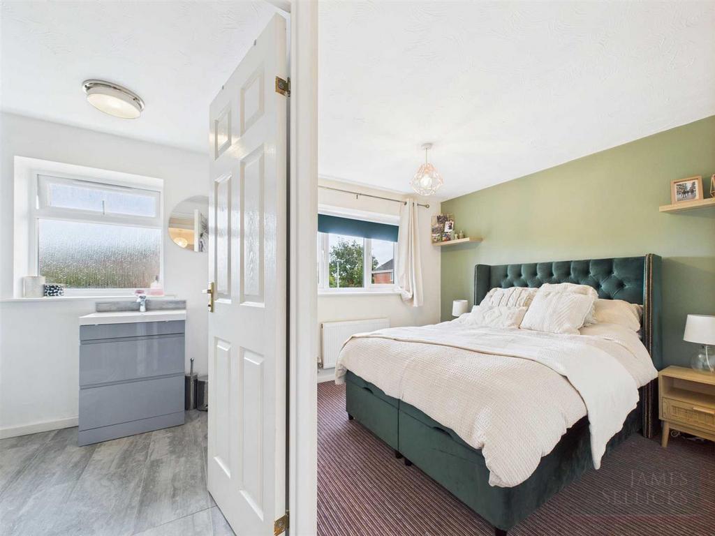 Principal Bedroom and Ensuite