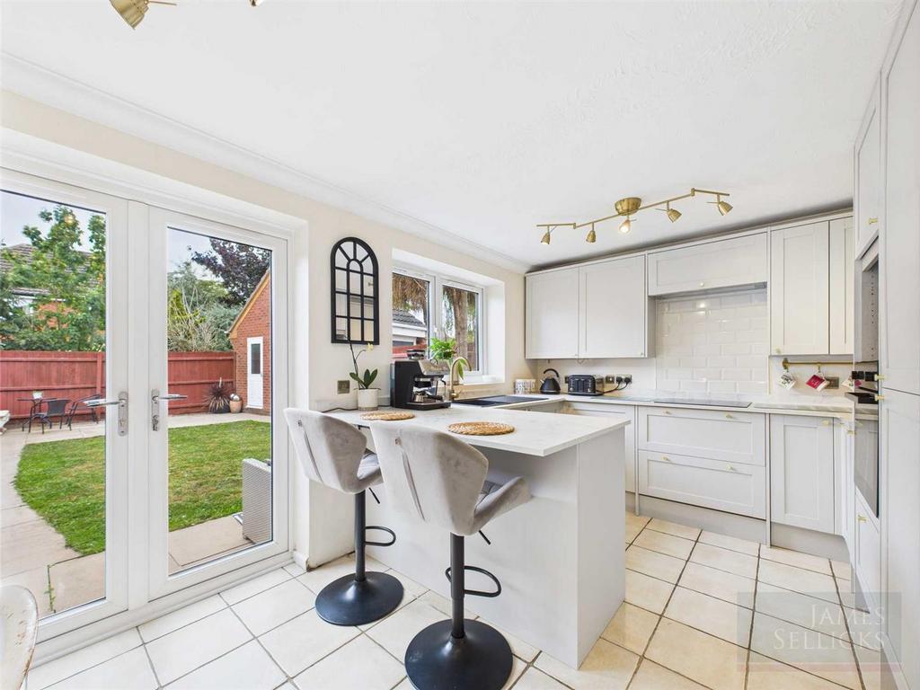 Dining Kitchen