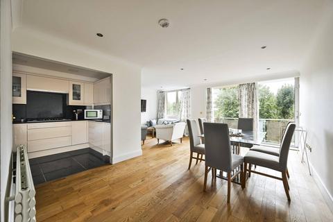 North Bank, St John's Wood, London, NW8