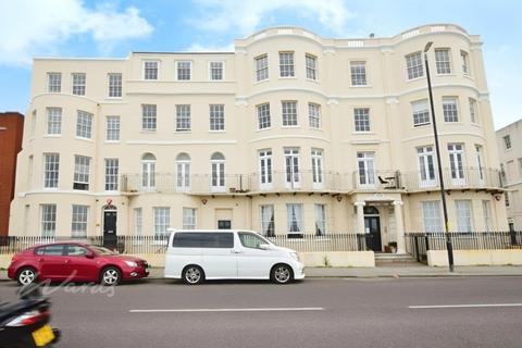 2 bedroom apartment to rent, Fort Crescent Margate CT9