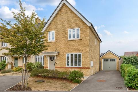 undefined, Carterton,  Oxfordshire,  OX18