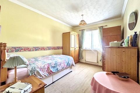 1 bedroom flat for sale, Meresborough Road, Rainham, Gillingham, Kent, ME8