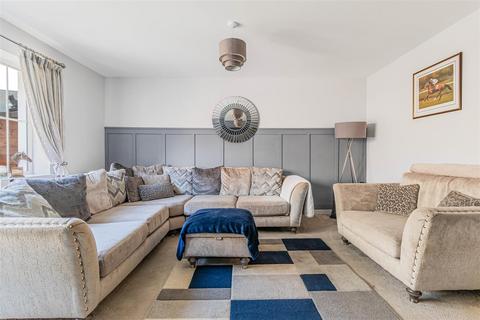 undefined, Larch Way, Red Lodge IP28
