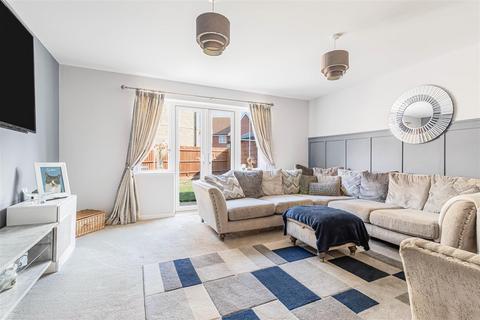 undefined, Larch Way, Red Lodge IP28