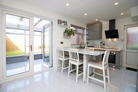 2 Wimbledon Avenue, Thornton-cleveleys, FY5 1SA