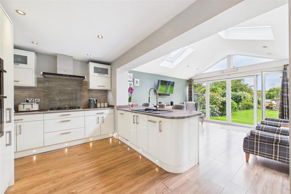 Kitchen/Garden Room