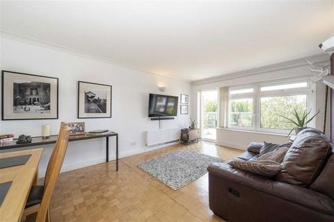 undefined, Esher Road, Walton-On-Thames KT12