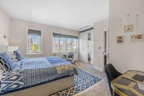 1 Grena Gardens, Richmond, TW9 1XP