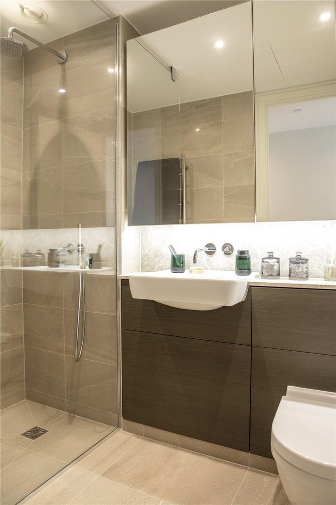 Show Apartment