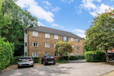 35 Sevenoaks Close, Sutton, SM2 6NL