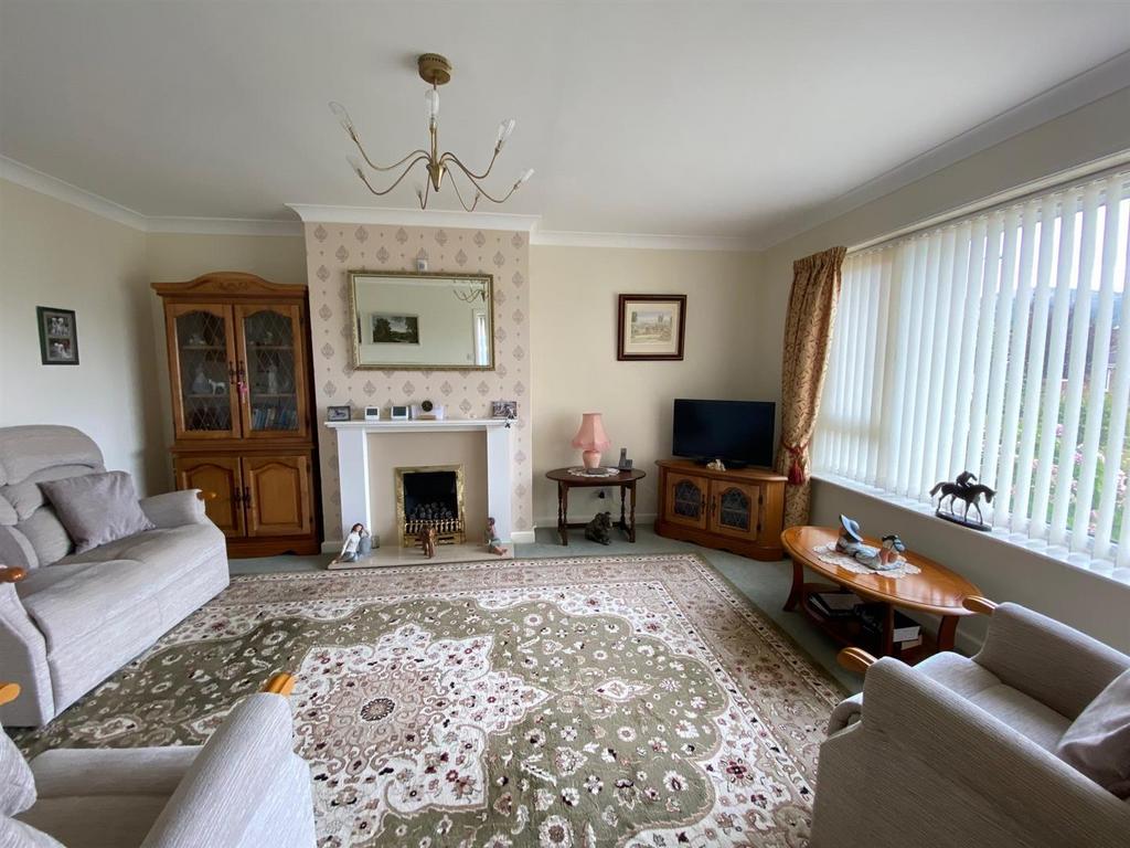 Living Room.jpg