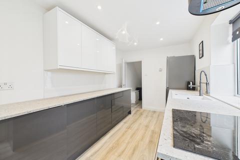 135 Blackwell Road, Carlisle, CA2 4DY