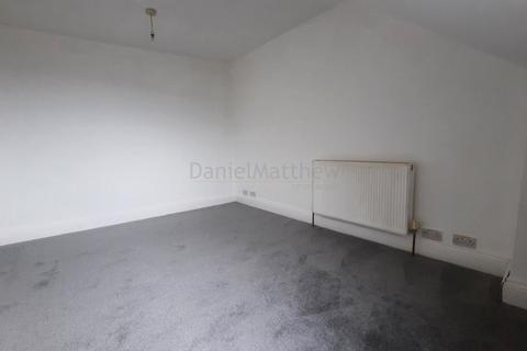2 bedroom flat for sale, Court Road, Barry, CF63