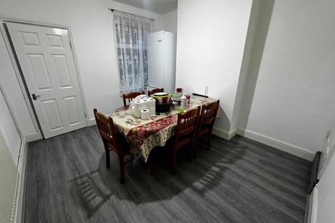 undefined, Avon Street, Leicester, Leicestershire, LE2