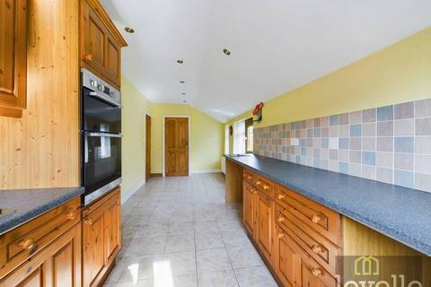 3 bedroom detached bungalow for sale, Mablethorpe Road, Theddlethorpe, Mablethorpe, Lincolnshire, LN12 1NQ