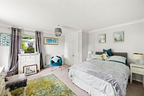 Suilven Egerton Road, Dover, CT16 3AG