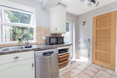 17 Beckford Way, Maidenbower, Crawley, RH10 7LT
