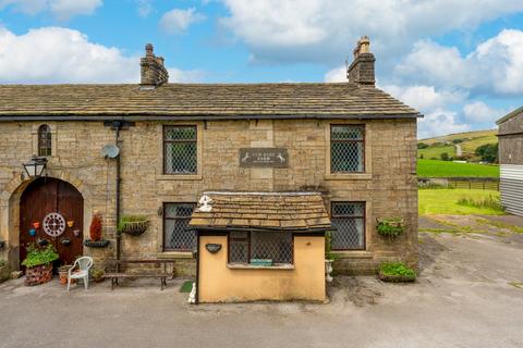 3 bedroom farm house for sale, Halifax Road, Littleborough, OL15