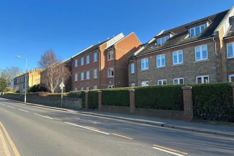 1 bedroom flat for sale, Beechwood Avenue, Deal, CT14