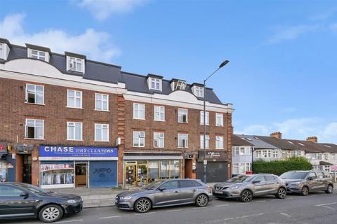 3 bedroom flat for sale, All Souls Avenue, London NW10
