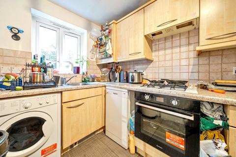 2 bedroom apartment for sale, Arborfield Close, London