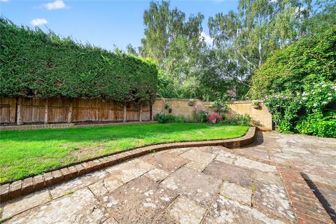 undefined, Dairymans Walk, Guildford GU4