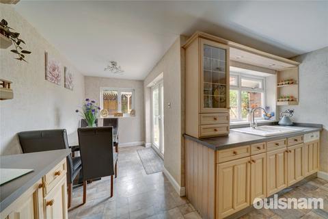 undefined, Westbury Avenue, Droitwich, Worcestershire, WR9