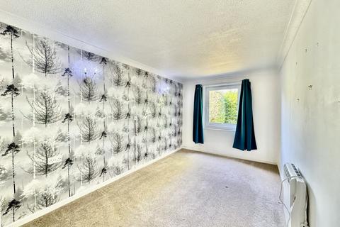 undefined, Home Farris House - No onward chain