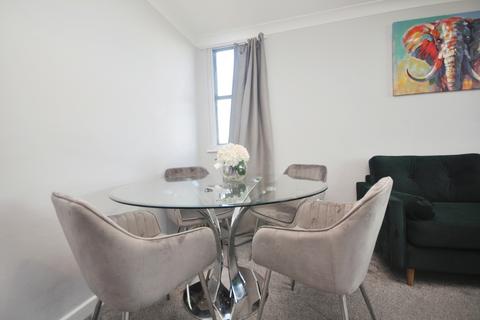 2 bedroom flat for sale, Eagle Way, Warley, Brentwood