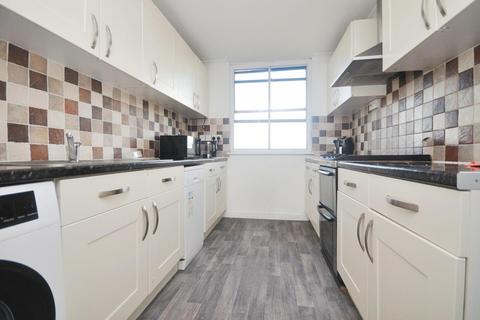 2 bedroom flat for sale, Eagle Way, Warley, Brentwood