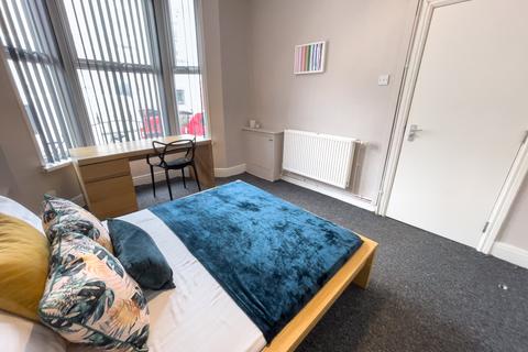1 bedroom house to rent, Cotswold Street, L7 2PY,