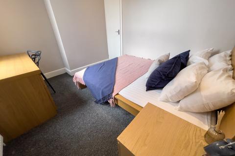 1 bedroom house to rent, Cotswold Street, L7 2PY,