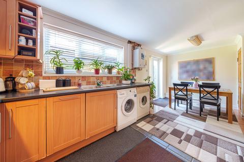 undefined, Queensway, Maidenhead, SL6