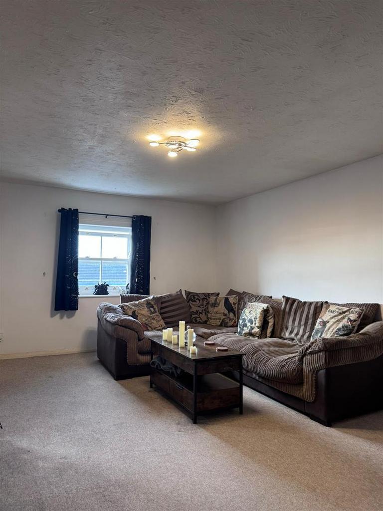 Living room new.jpg