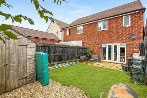 3 bedroom semi-detached house for sale, Birdwood Crescent, Bideford EX39