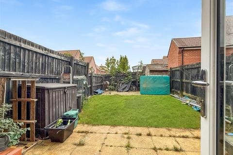 3 bedroom semi-detached house for sale, Birdwood Crescent, Bideford EX39