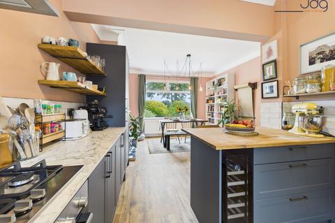 58 Barton Road, Lancaster, LA1 4EP