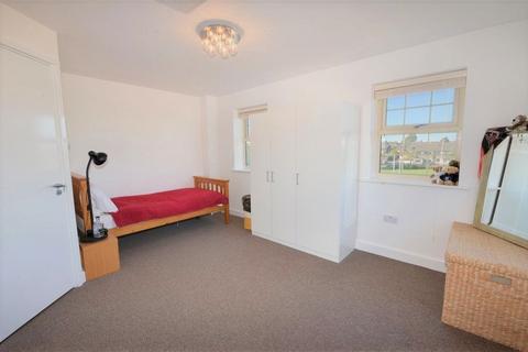 2 bedroom townhouse to rent, Fallbrook Road, Castleford, WF10