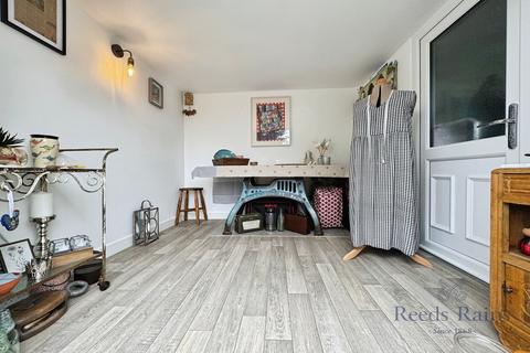 15 Springfield Drive, Barlby, Selby, YO8 5JN
