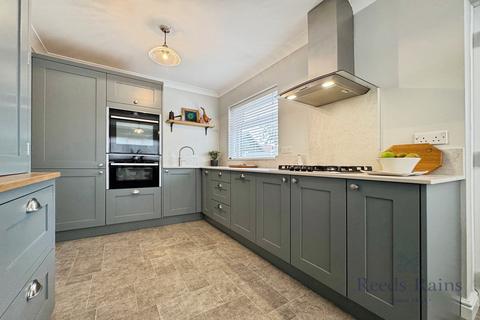 15 Springfield Drive, Barlby, Selby, YO8 5JN